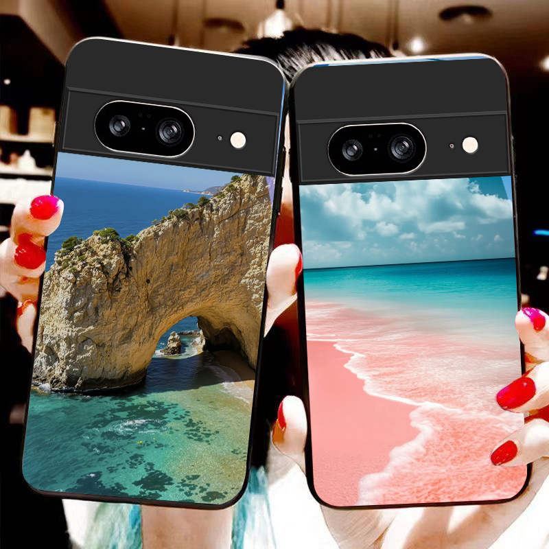 غطاء هاتف زجاجي أسود بتصميم مش - مراجعة Google Pixel 9 وسعره